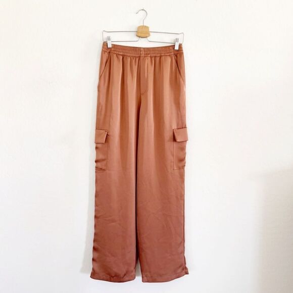 GENTLE FAWN Emmett Satin Cargo Pant in Chai Size Small - Picture 2 of 12